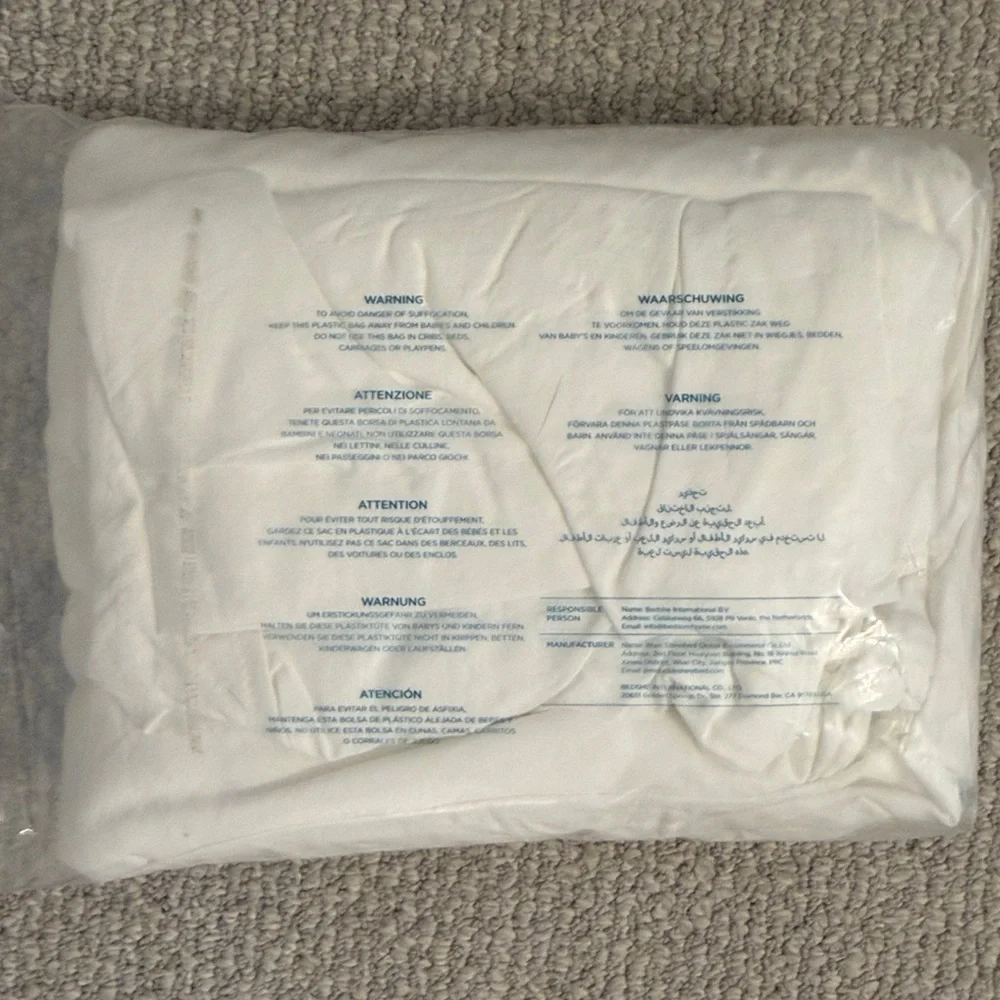 Bedsure White Duvet Cover and 2 Shams, 3 Piece Set